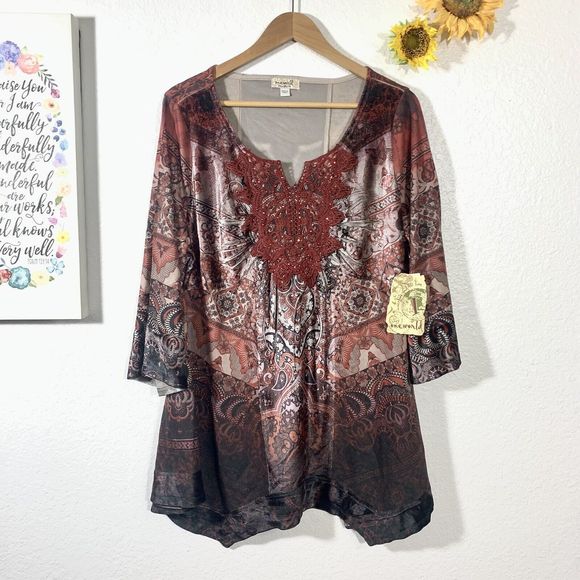 Live And Let Live NWT Sublimation Embroidered Blouse Size Large Women’s - Picture 6 of 14